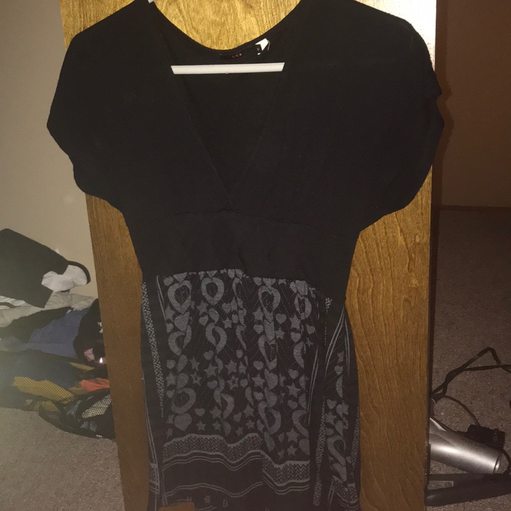 Urban outfitters top w grey designs